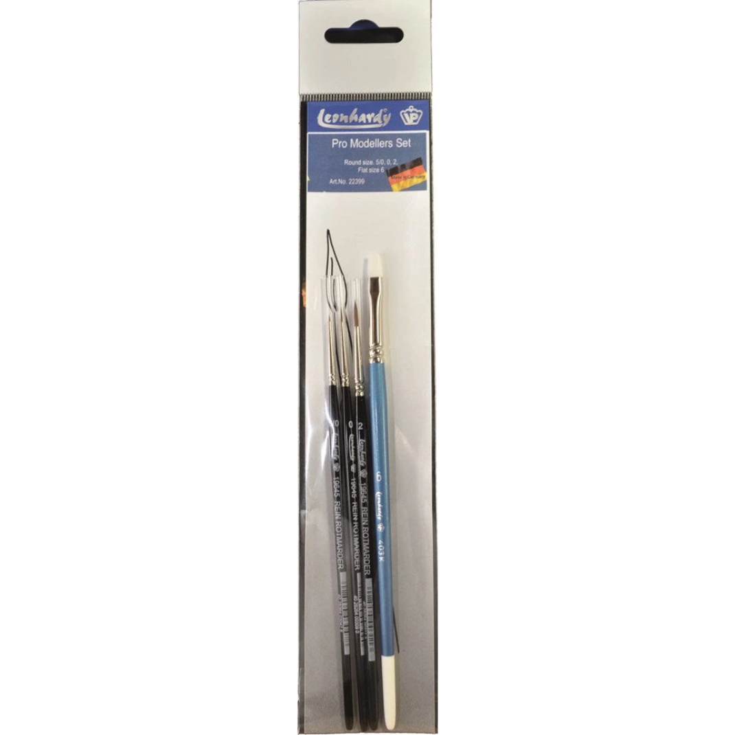 The VP Leonhardy 4pc Pro Modellers Set (Z2239900) showing four precision synthetic detail brushes with ergonomic handles for scale model painting.