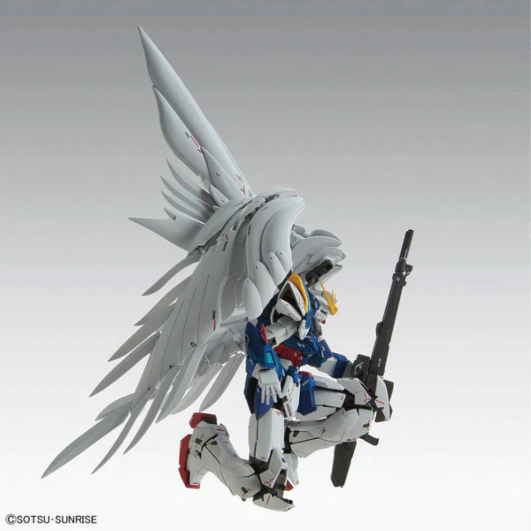 Bandai MG 1/100 XXXG-00W0 Wing Gundam Zero EW Ver. Ka — Gundam Wing: Endless Waltz Master Grade Kit