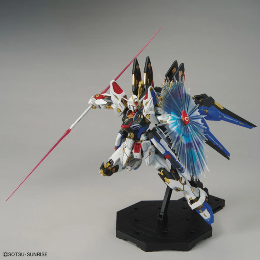 Bandai MGEX 1/100 Strike Freedom Gundam — Mobile Suit Gundam SEED Destiny | Master Grade Extreme Kit