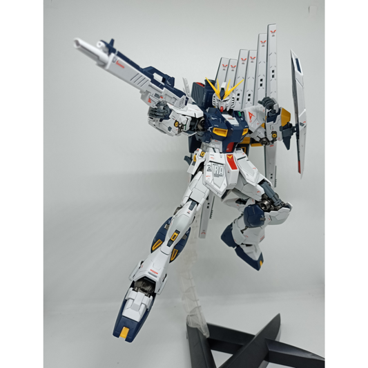 Bandai MG 1/100 RX-93 Nu Gundam Ver. Ka — Mobile Suit Gundam: Char's Counterattack | Master Grade Kit