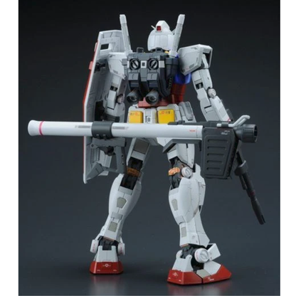 Bandai MG 1/100 RX-78-2 Gundam Ver 3.0 Master Grade Model Kit - Mobile Suit Gundam Mech
