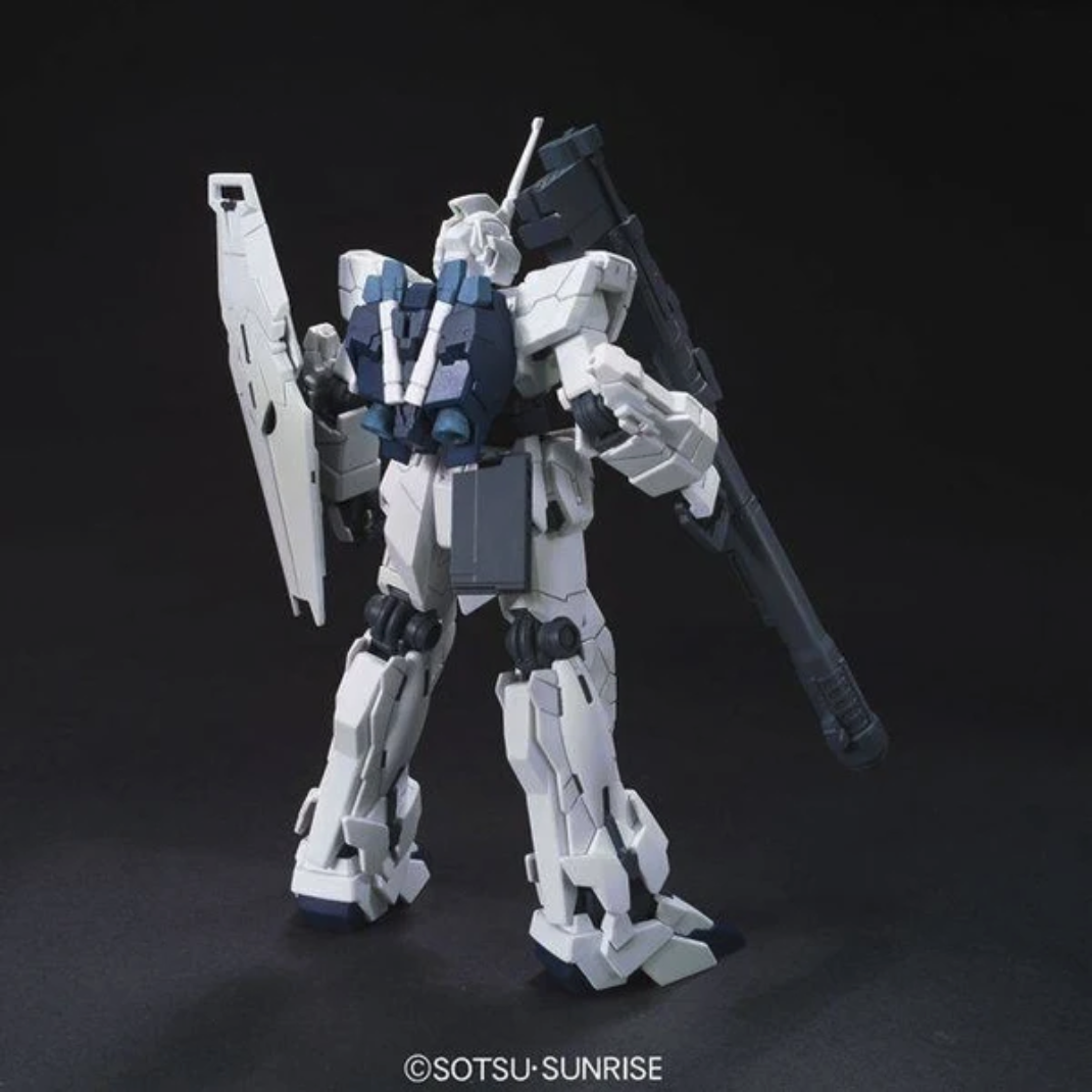 Bandai HGUC 1/144 RX-0 Unicorn Gundam (Unicorn Mode) #101 Model Kit