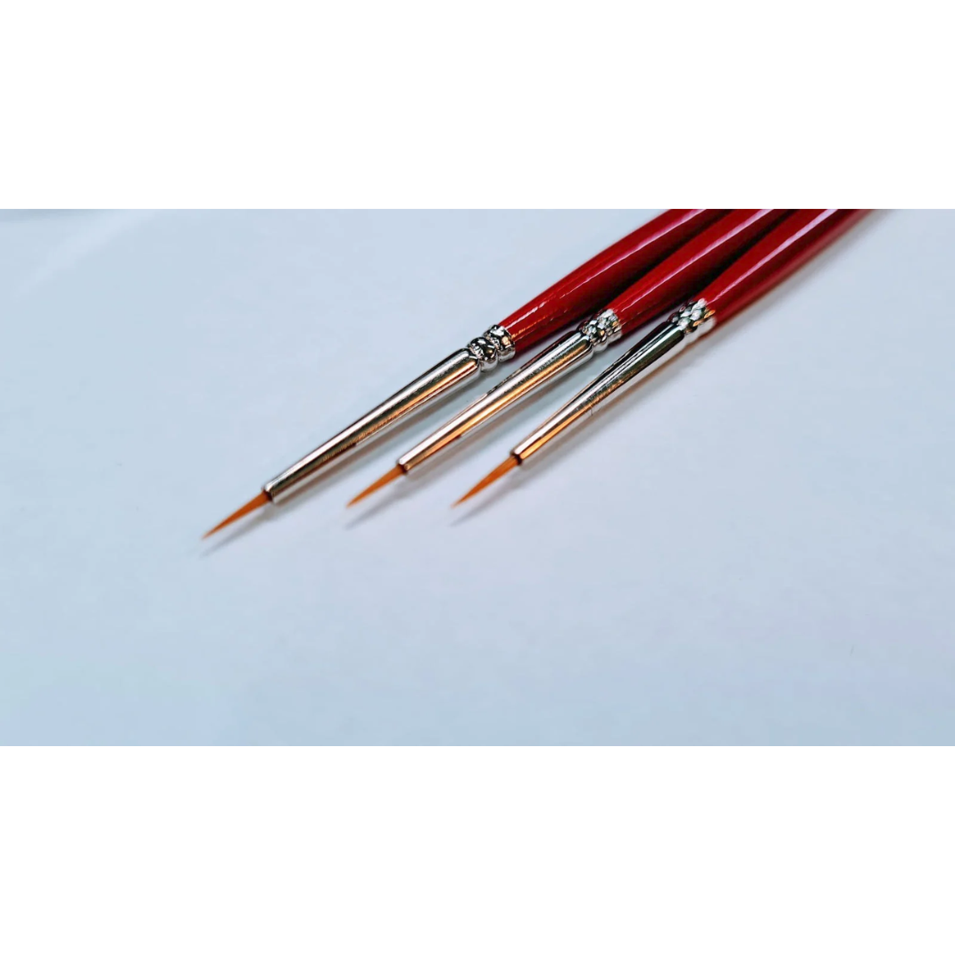 The VP Leonhardy 3pc Miniature Detail Set (Z2248700) featuring three ultra-fine synthetic brushes in sizes 5/0, 3/0, and 0 for professional miniature painting.